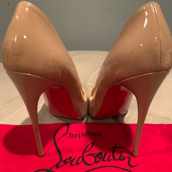 AUTHENTIC CHRISTIAN LOUBOUTIN SO KATE HEELS! - Picture 2 of 4